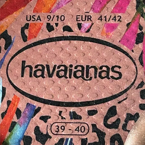 Havaianas Women's Floral Flip Flops - Pink and Gold - Picture 2 of 3